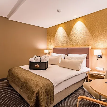 Western Premier Leonhard Hotel 4*