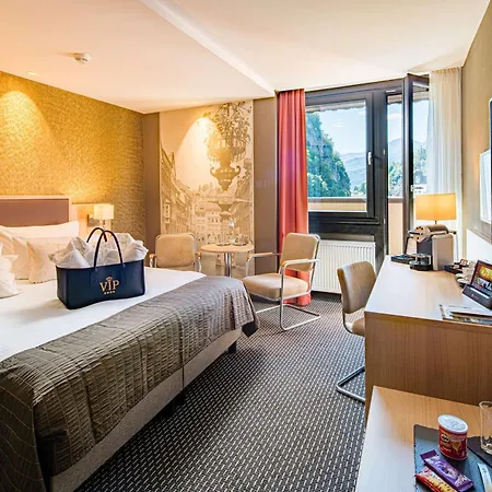 Отель Western Premier Leonhard 4*