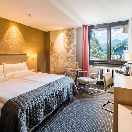 Western Premier Leonhard 4*